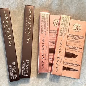 Anastasia Beverly Hills Brow Pen and Brow Definer